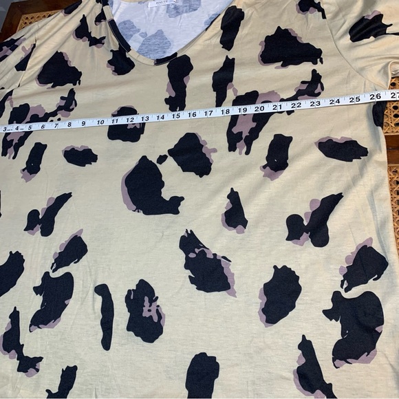 Haute Edition printed top blouse shirt . Weekend wear - Picture 6 of 11